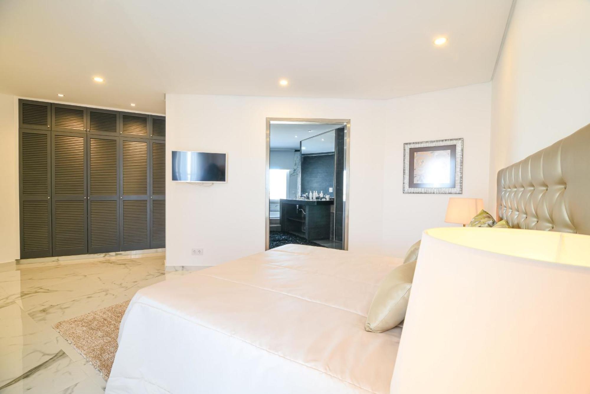 The Penthouse In Praia Da Rocha ポルティマン エクステリア 写真