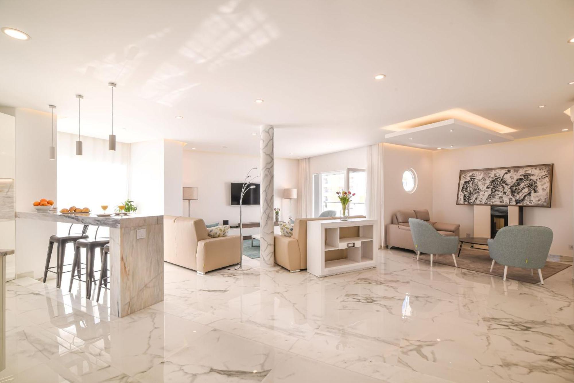The Penthouse In Praia Da Rocha ポルティマン エクステリア 写真